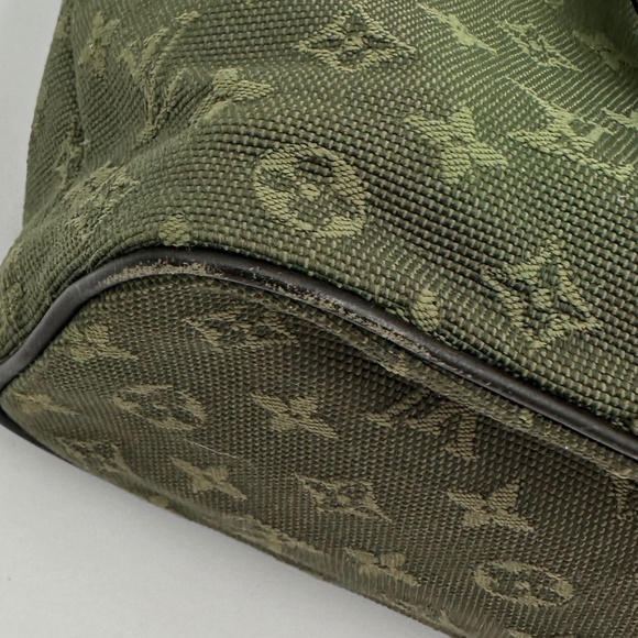 Louis Vuitton Mini Lin Bag - Picture 10 of 14